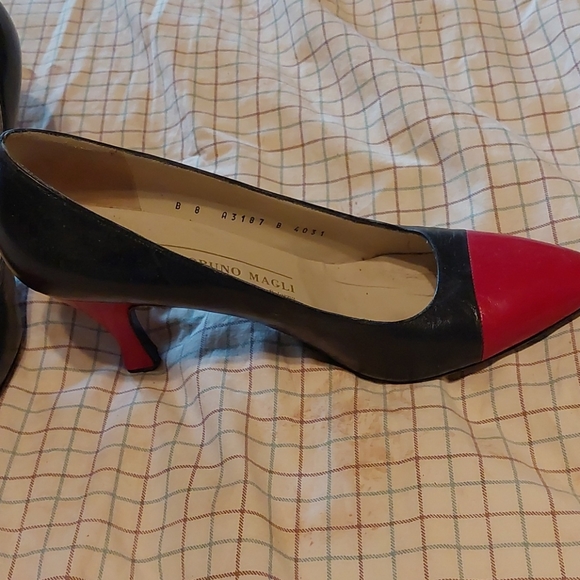 Shoes - Picture 3 of 10